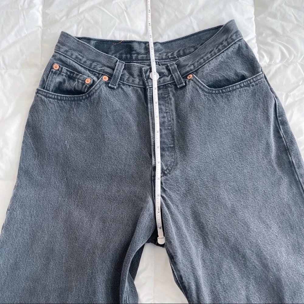 Vintage Levi's 501 Tapered Leg High Waist Jeans - Picture 9 of 10